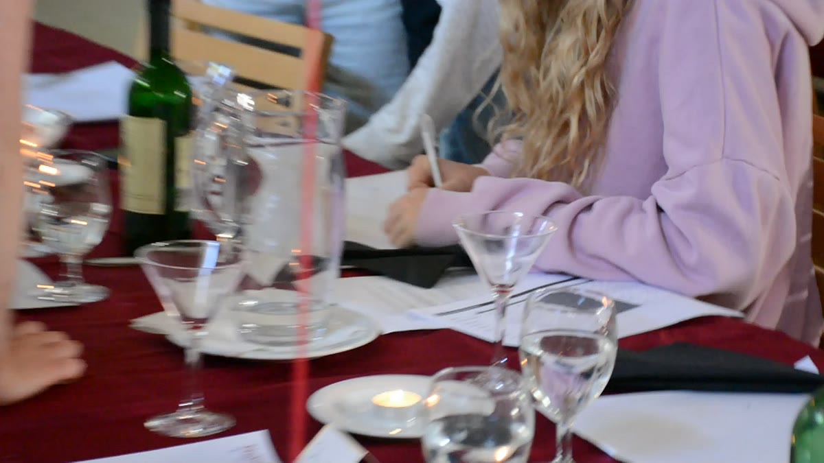 Abendessen bei Kerzenschein