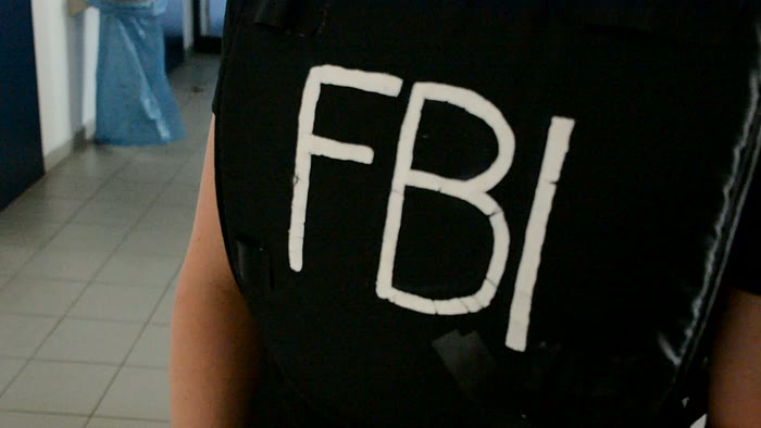 Das selbstgemachte FBI-Kostüm